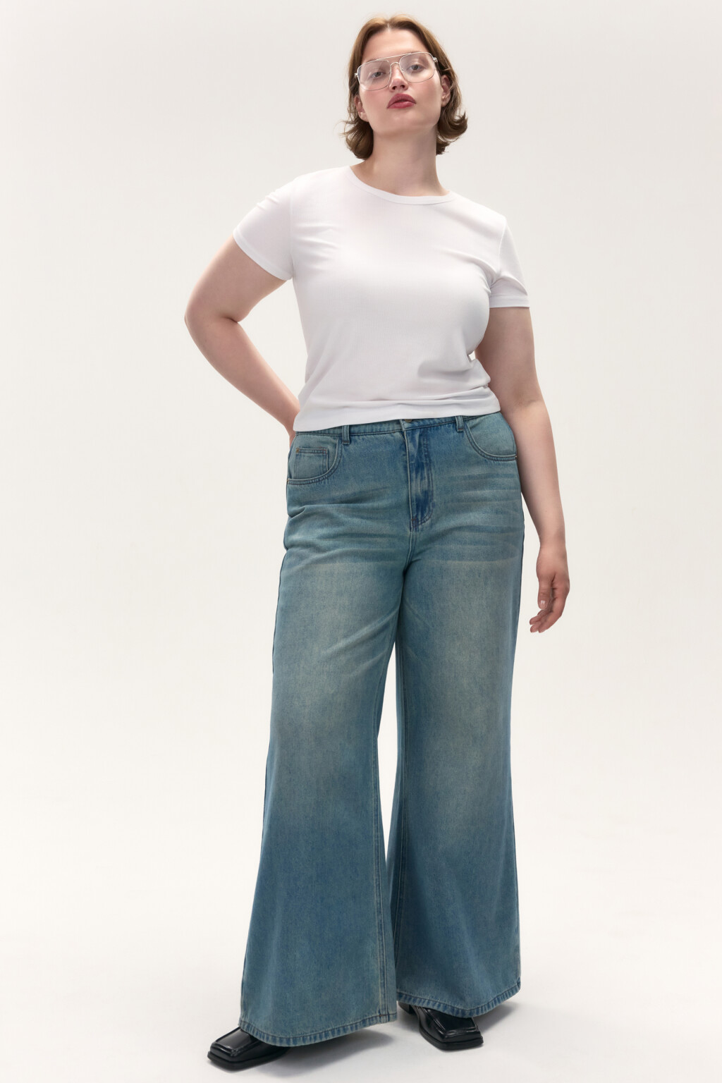 Джинсы широкие с резинкой на поясе - цвет синий - 1