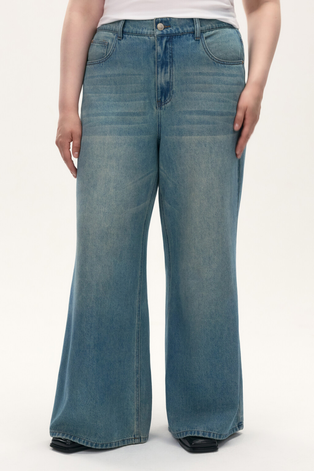 Джинсы широкие с резинкой на поясе - цвет синий - 2