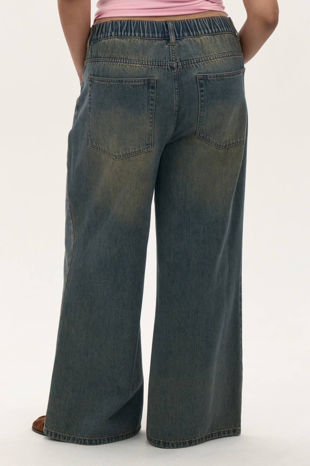 Джинсы широкие с резинкой на поясе - цвет темный тинт - 3