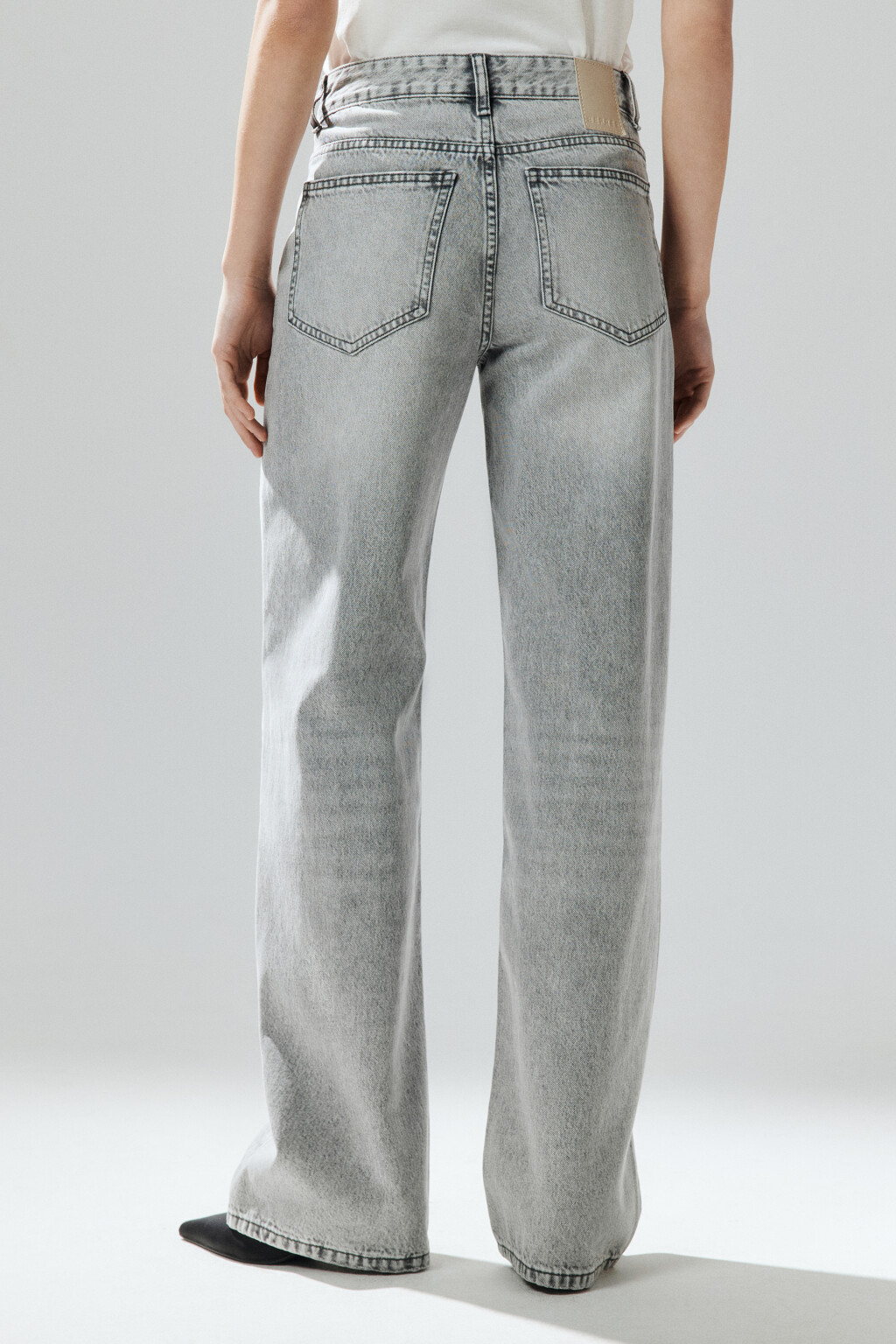 Джинсы прямые со средней посадкой - цвет серый - 3