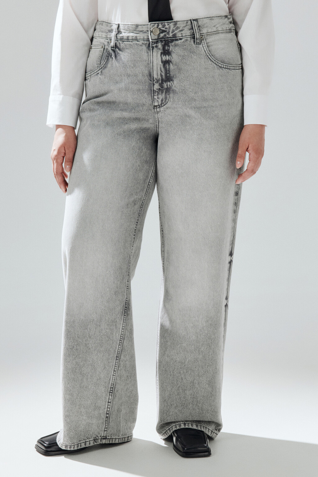 Джинсы прямые со средней посадкой - цвет серый - 2