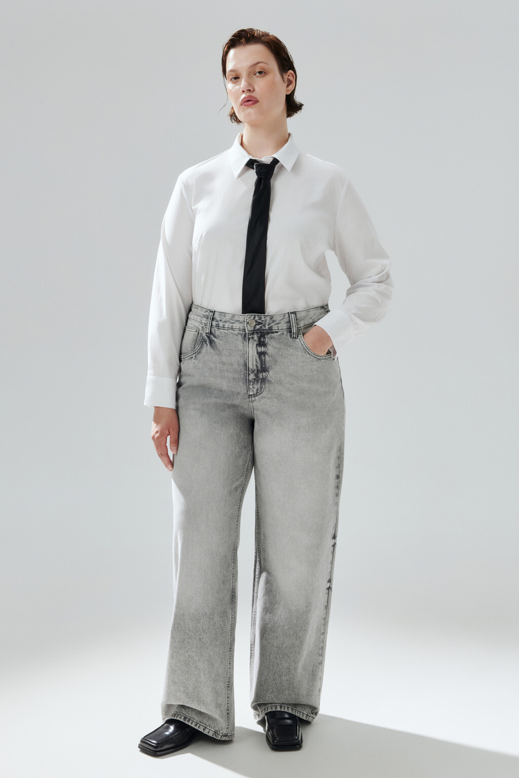 Джинсы прямые со средней посадкой - цвет серый - 4