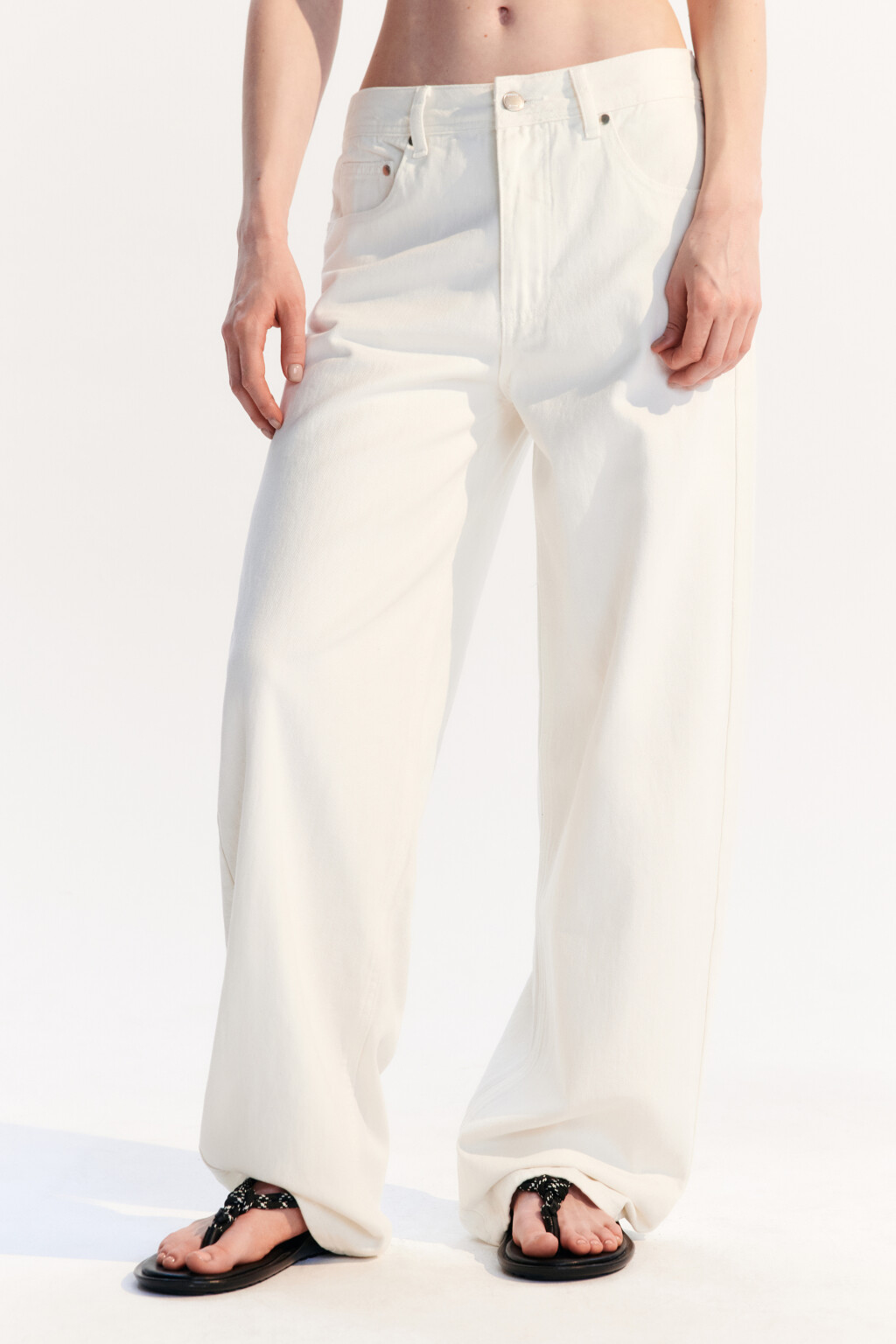 Джинсы baggy fit со средней посадкой - цвет белый - 2