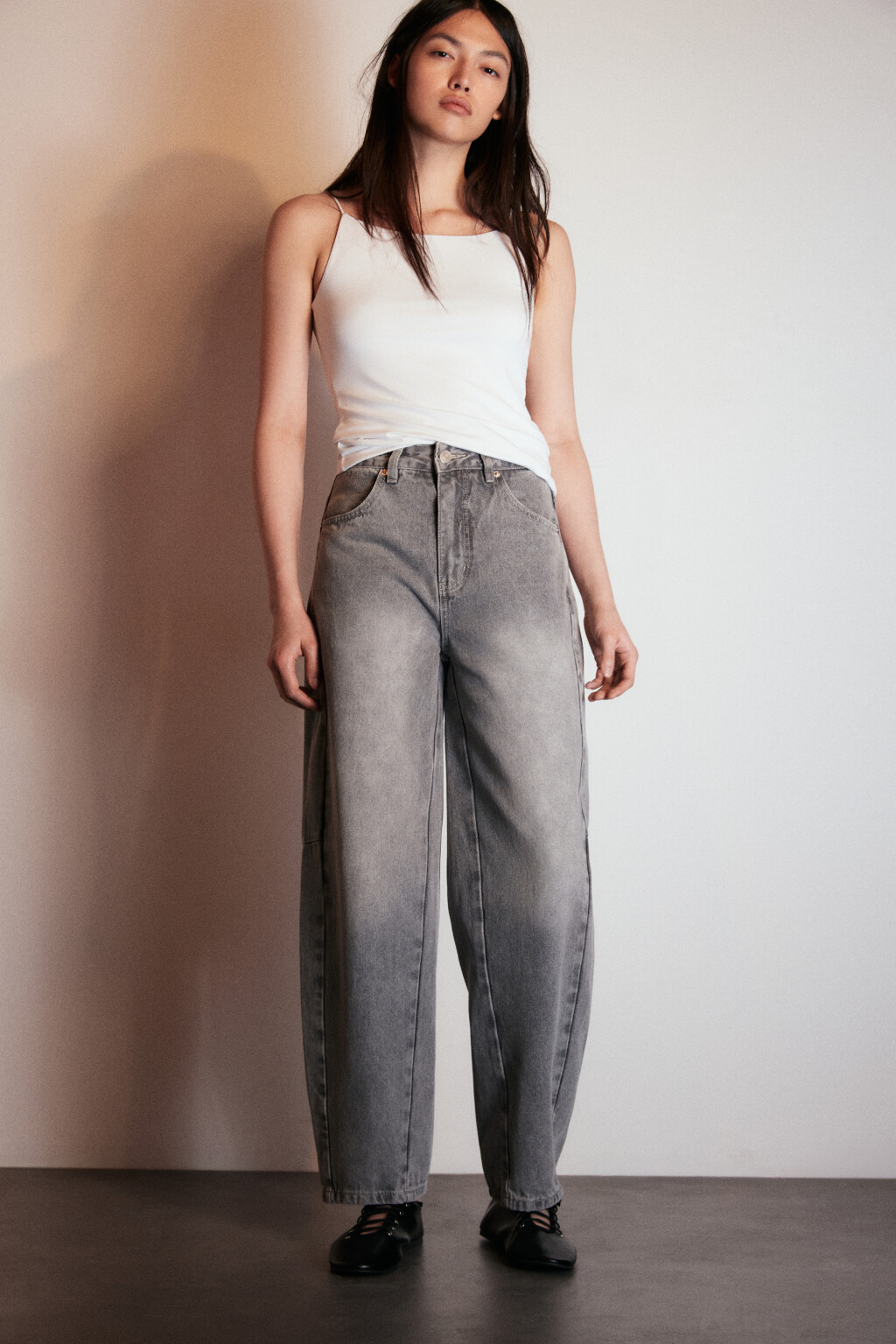 Джинсы barrel fit с высокой посадкой - цвет серый - 2