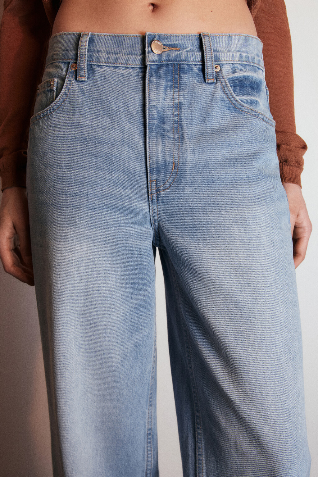 Джинсы прямые со средней посадкой - цвет голубой - 5