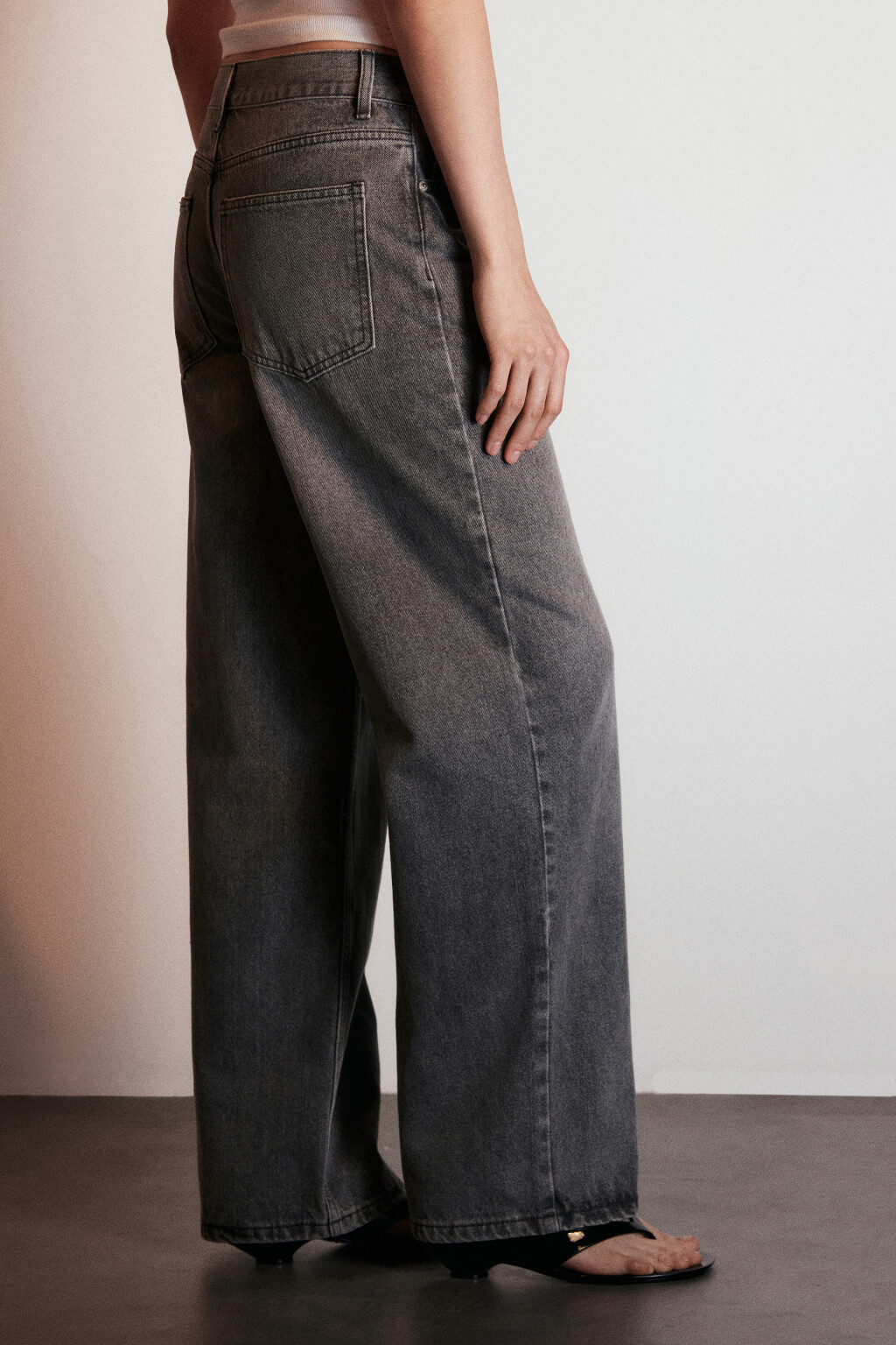 Джинсы прямые со средней посадкой - цвет серый - 3