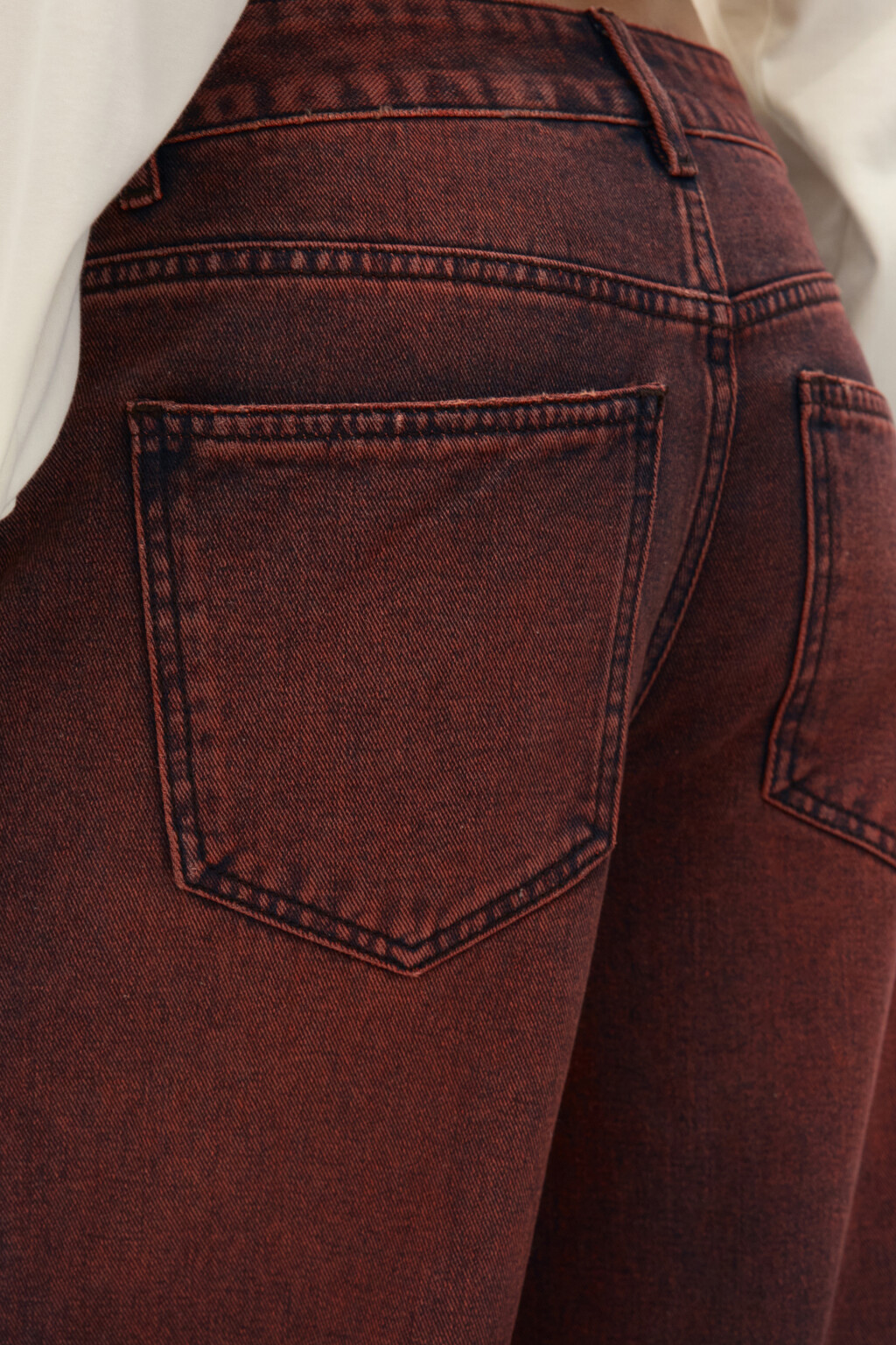 Джинсы широкие с вареным эффектом - цвет красный - 6