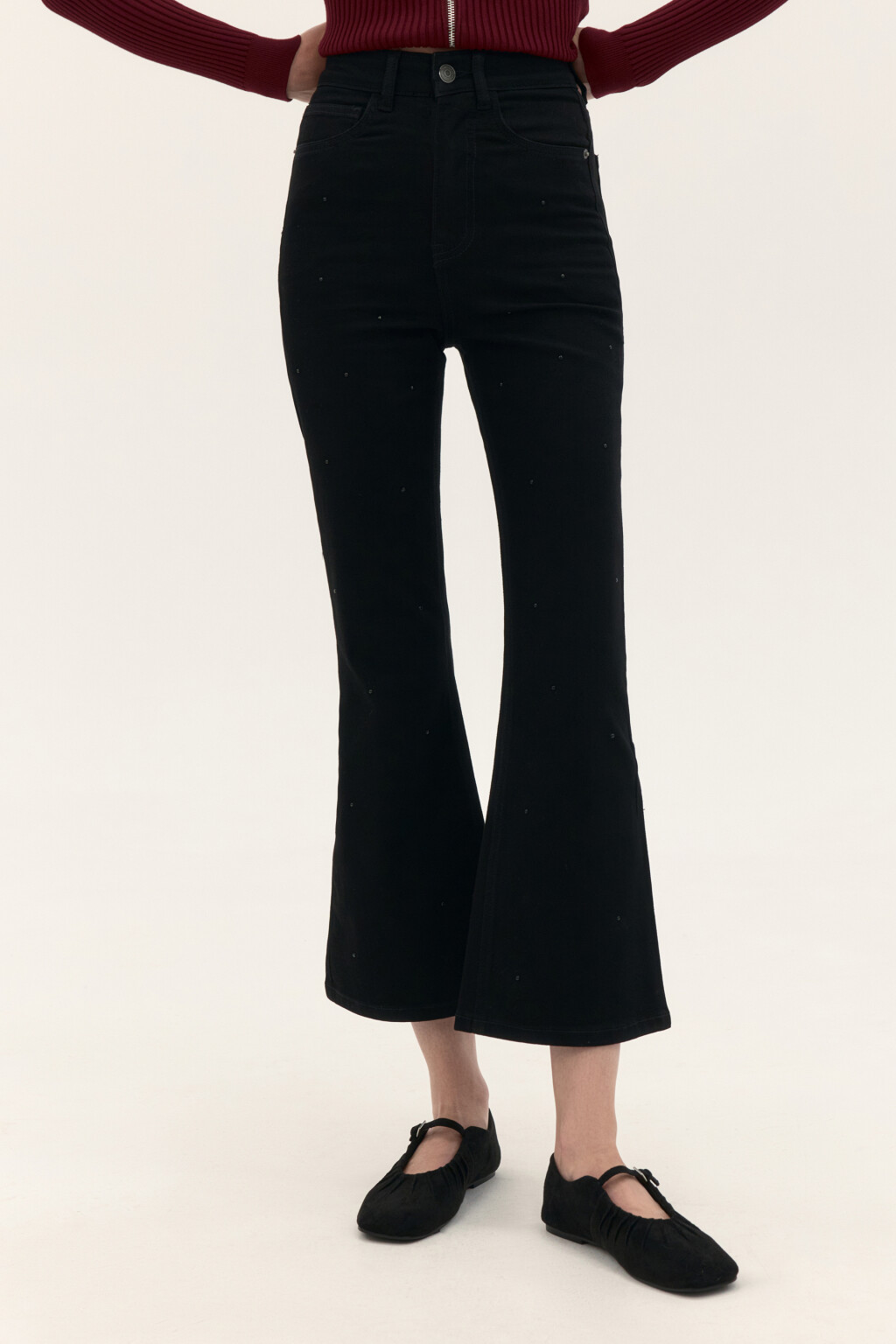 Джинсы клеш укороченные - цвет черный - 2