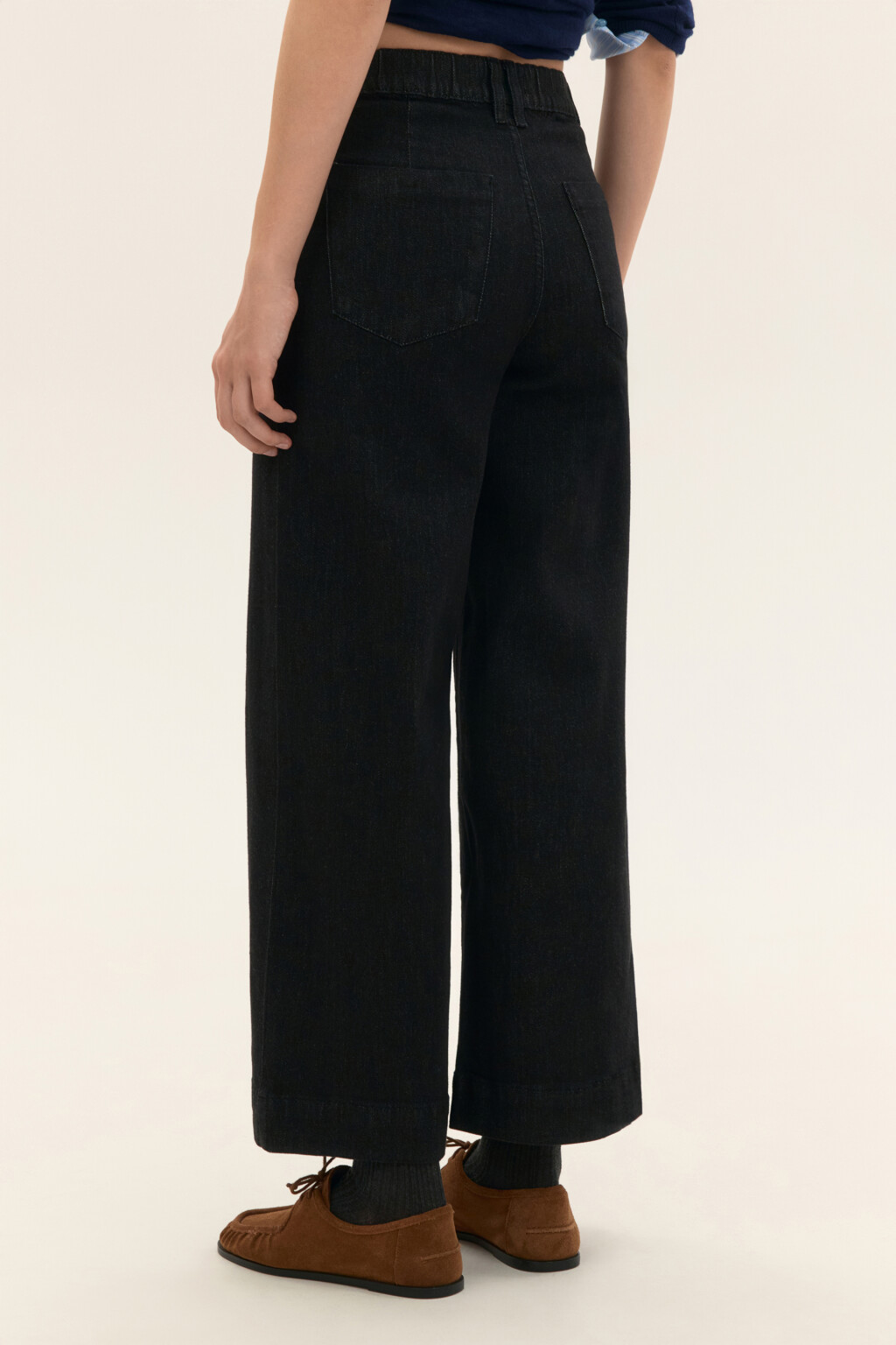 Джинсы широкие укороченные - цвет черный - 3