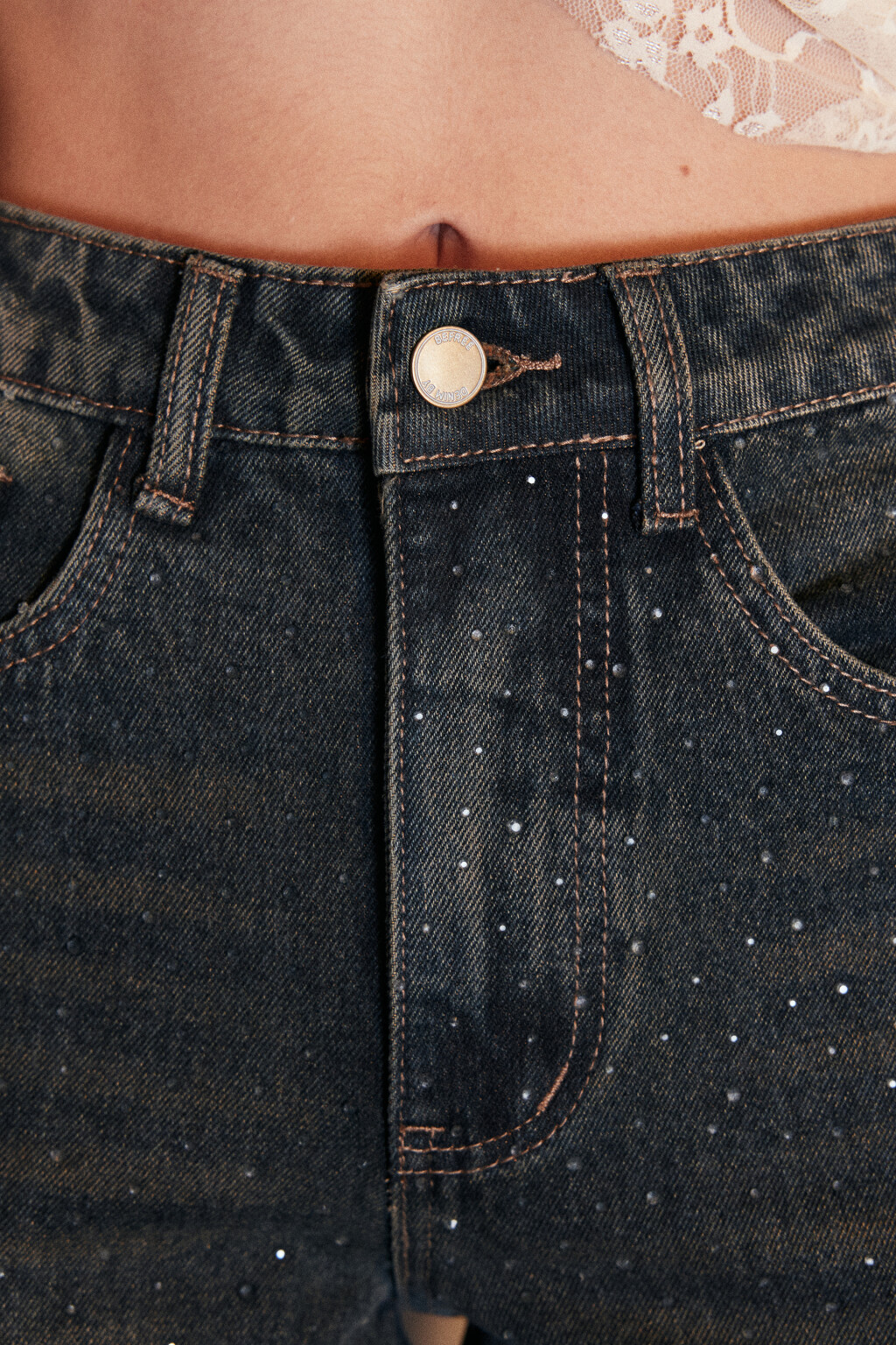 Джинсы прямые со стразами - цвет темный тинт - 5