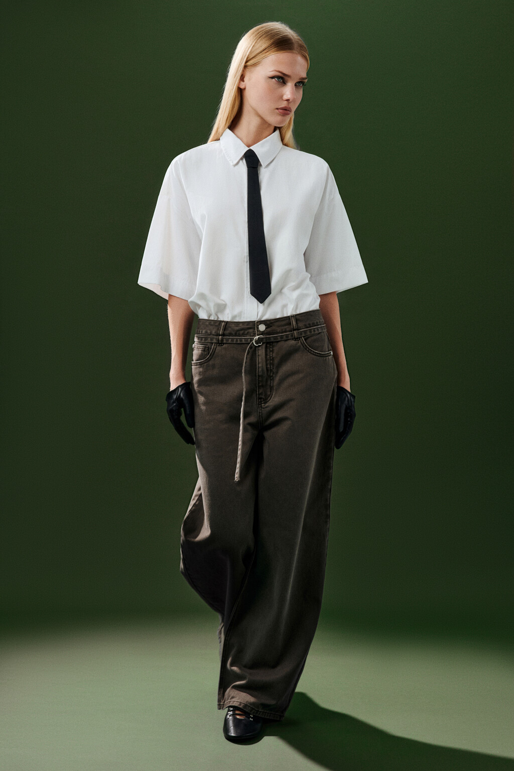 Джинсы baggy с поясом-шнурком - цвет зеленый - 2