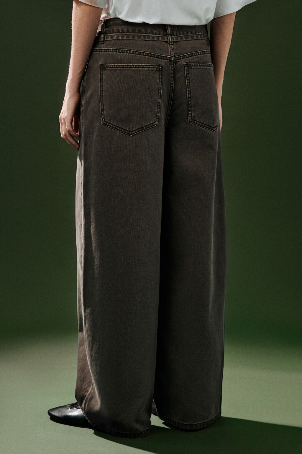 Джинсы baggy с поясом-шнурком - цвет зеленый - 4