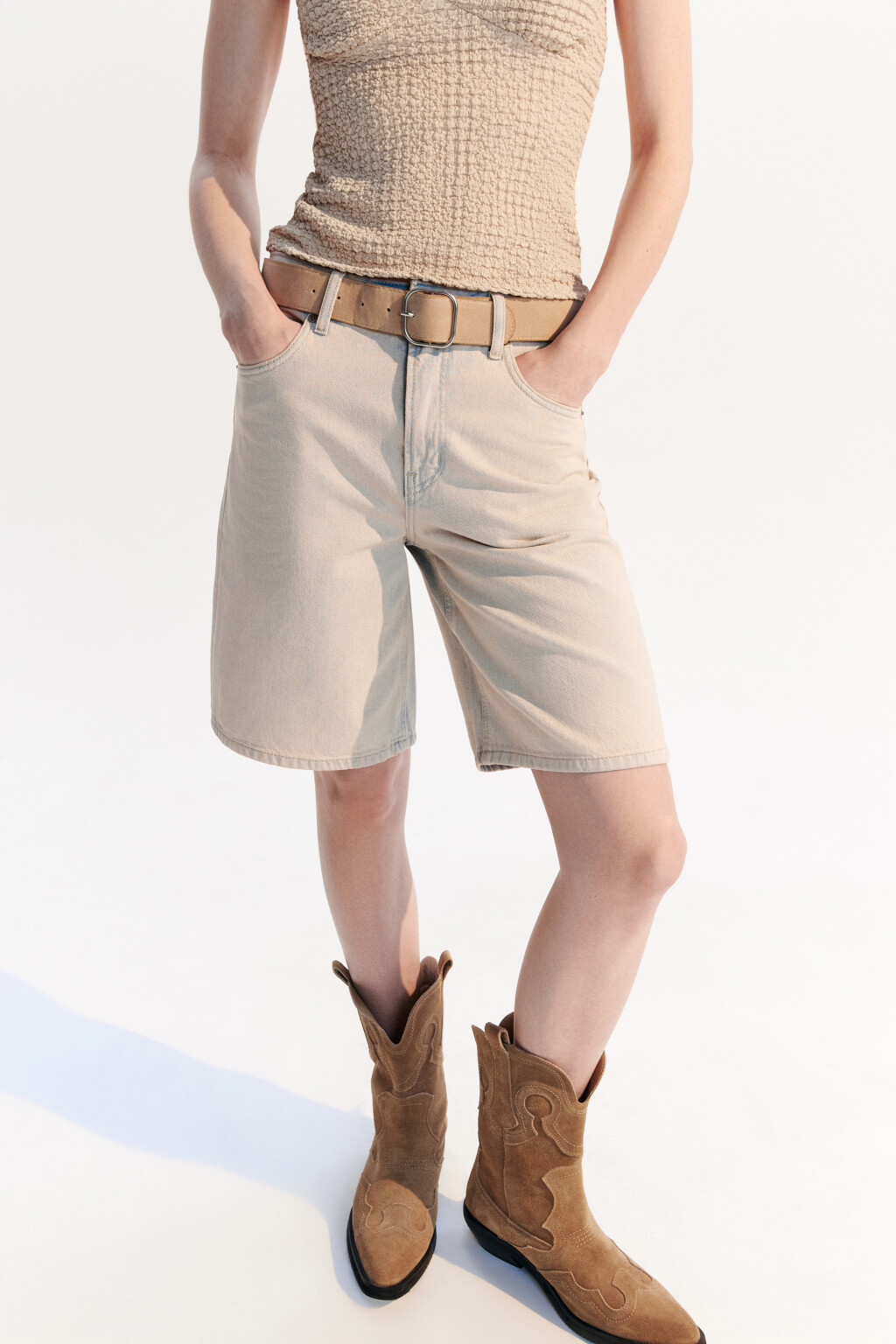 Шорты джинсовые прямые с ремнем - цвет синий - 2