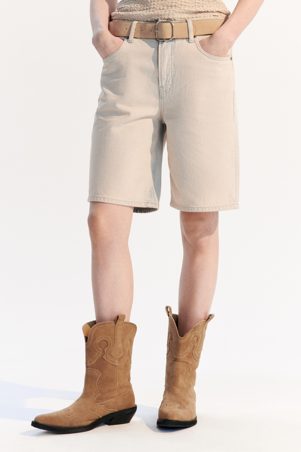 Шорты джинсовые прямые с ремнем - цвет синий - 3