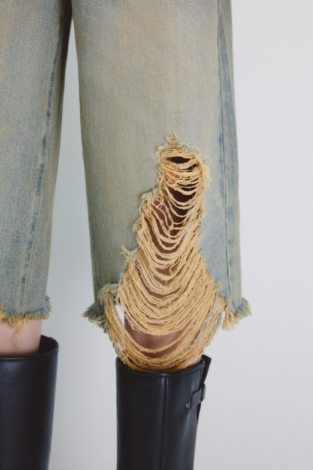 Джортсы рваные с бахромой - цвет синий - 5