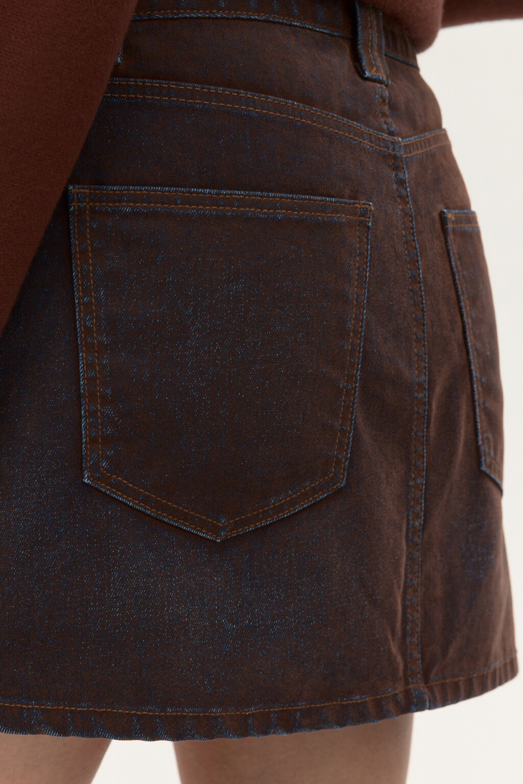 Юбка мини джинсовая с флоком - цвет коричневый - 6