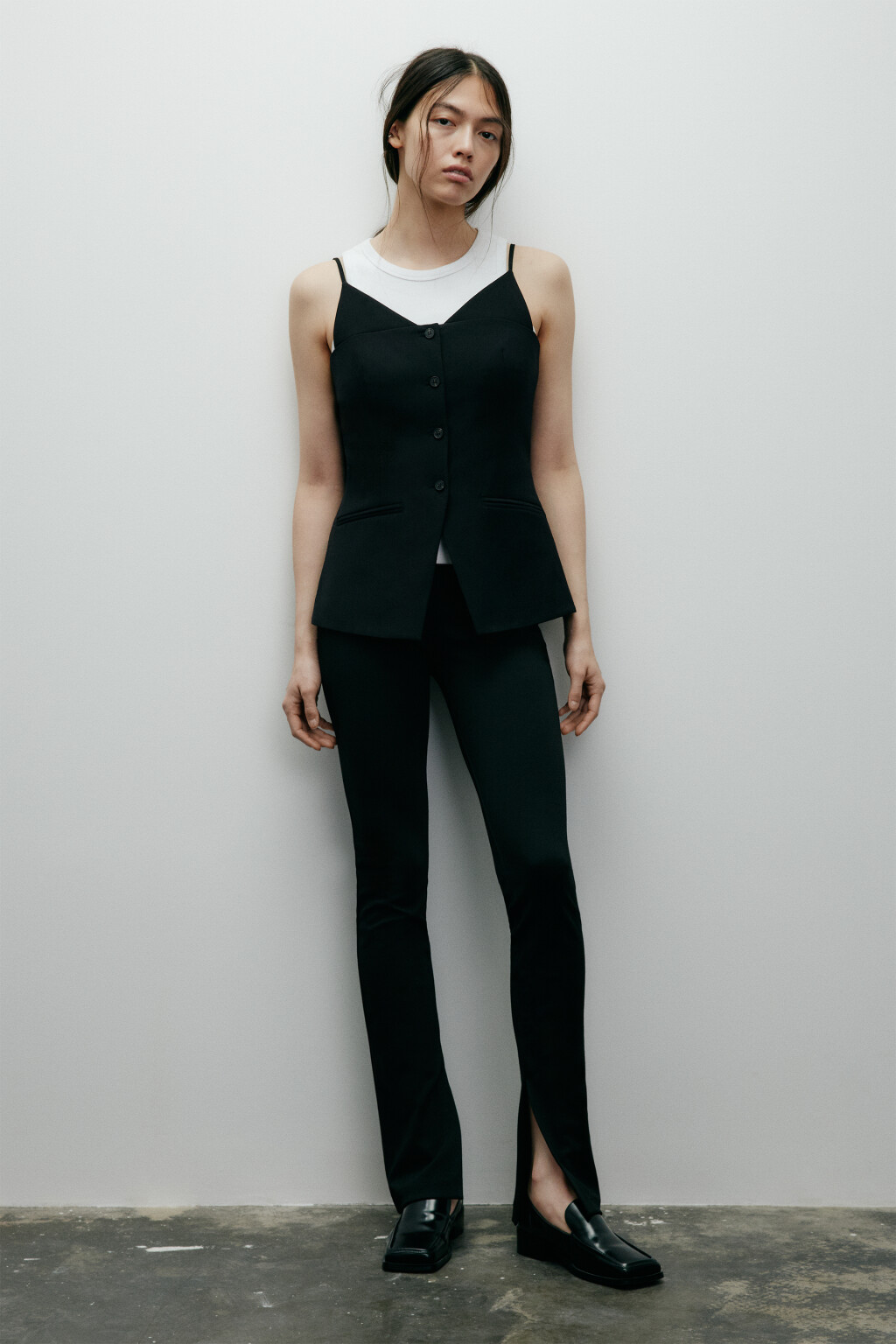 Жилет костюмный на бретелях - цвет черный - 7