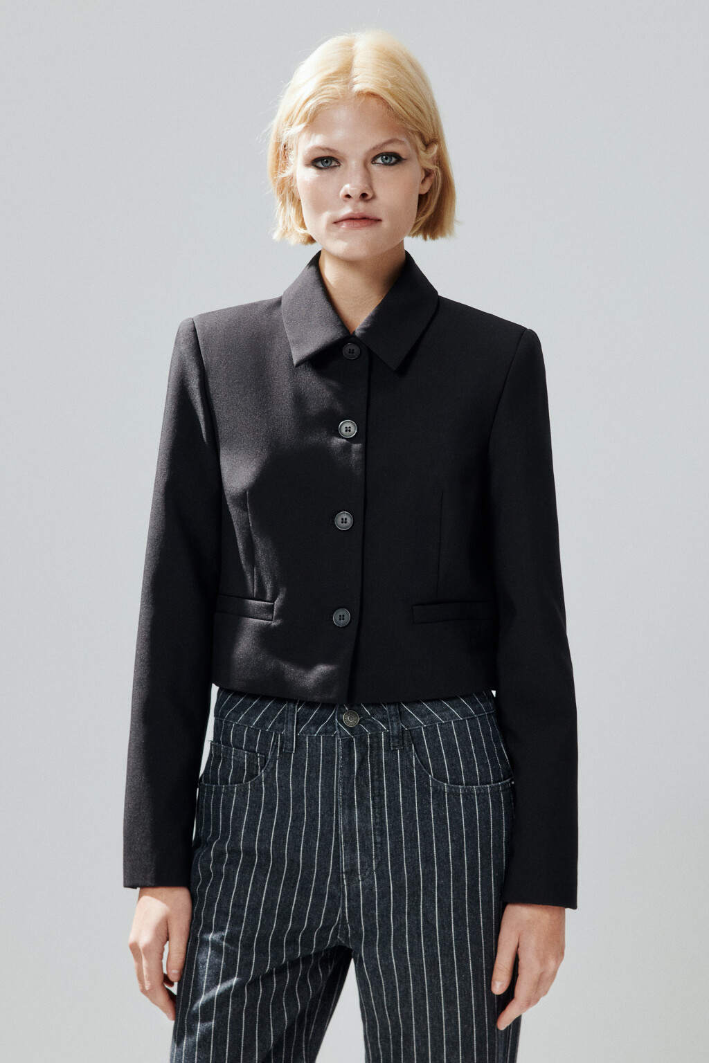 Жакет укороченный с отложным воротником - цвет черный - 4