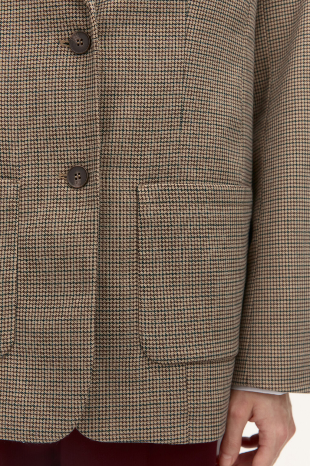 Пиджак в клетку с накладными карманами - цвет бежевый - 8