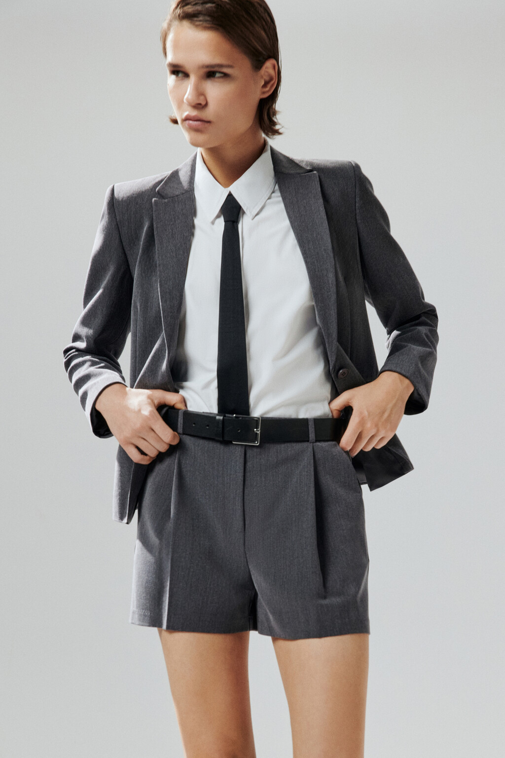 Пиджак короткий приталенный - цвет серый - 2