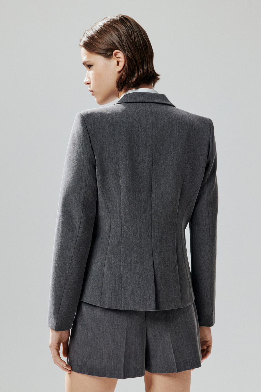 Пиджак короткий приталенный - цвет серый - 4