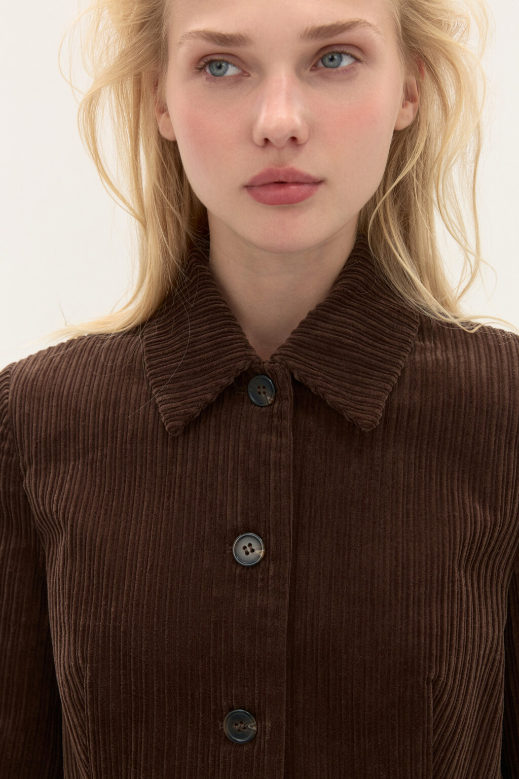 Жакет короткий с отложным воротником - цвет коричневый - 6