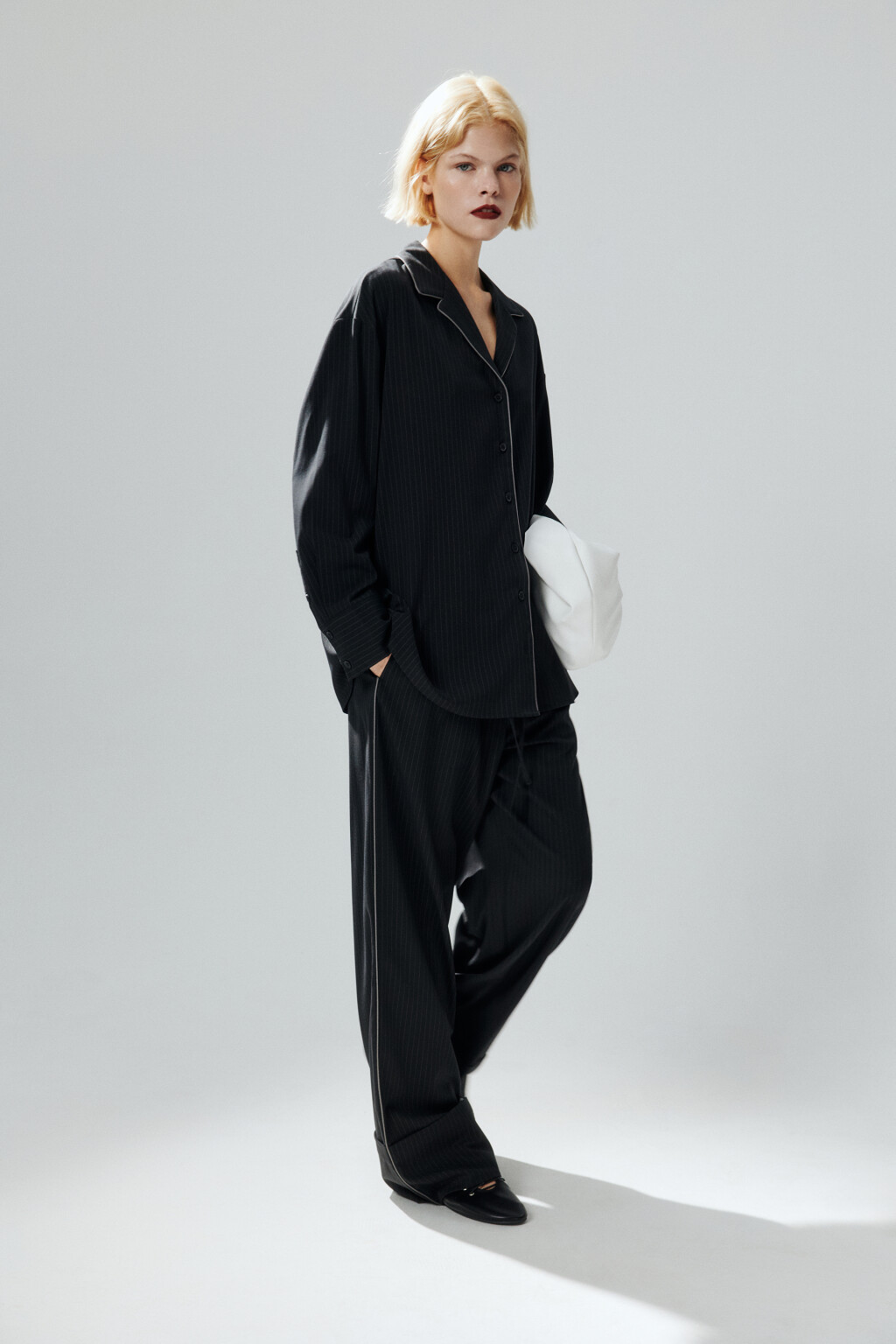 Брюки в полоску на завязках - цвет черный - 2