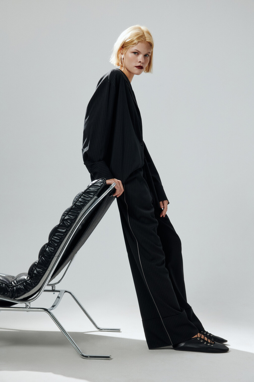 Брюки в полоску на завязках - цвет черный - 1