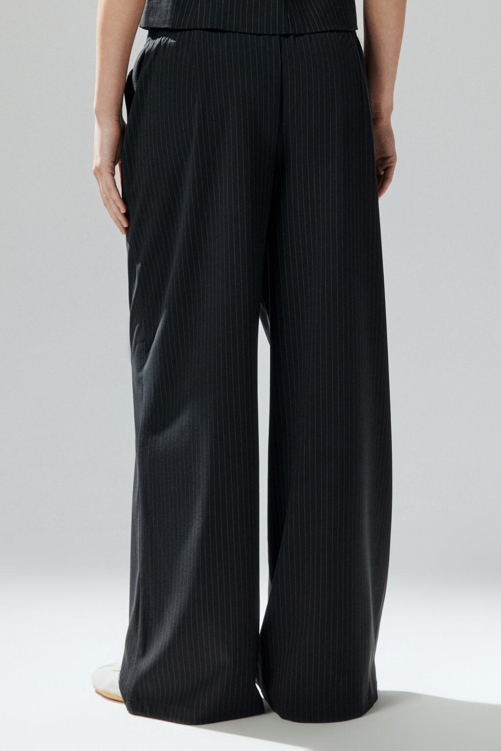 Брюки костюмные с поясом на завязках - цвет черный - 3