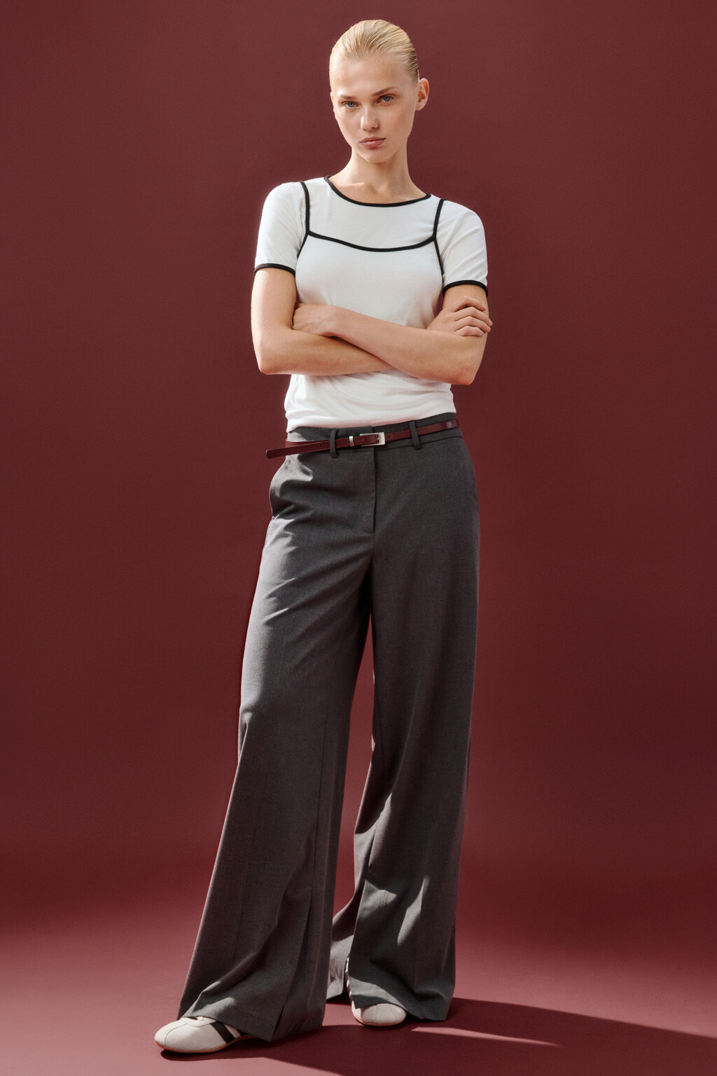 Брюки костюмные с разрезами - цвет серый - 2