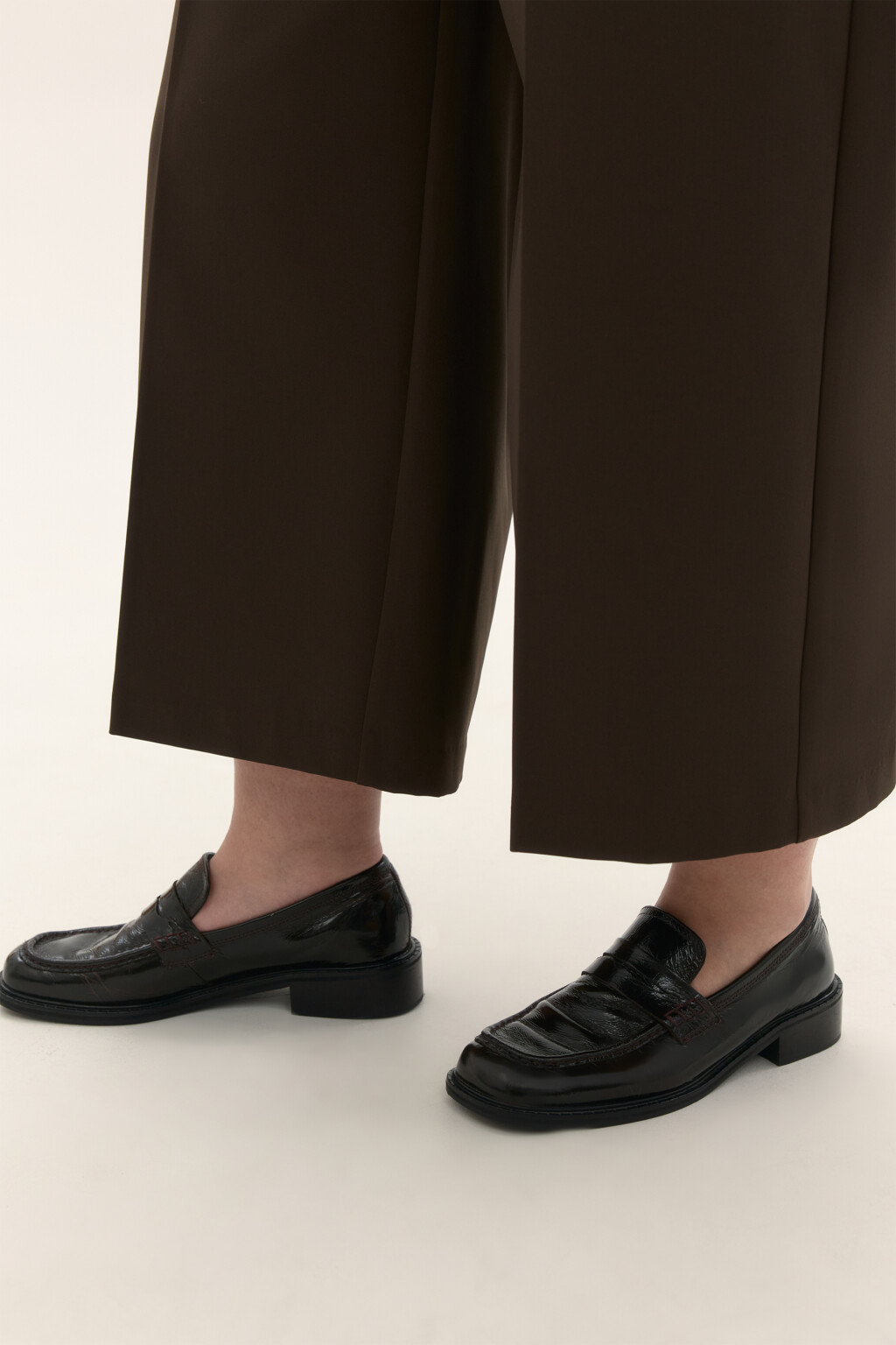 Брюки-кюлоты костюмные с ремнем - цвет коричневый - 6