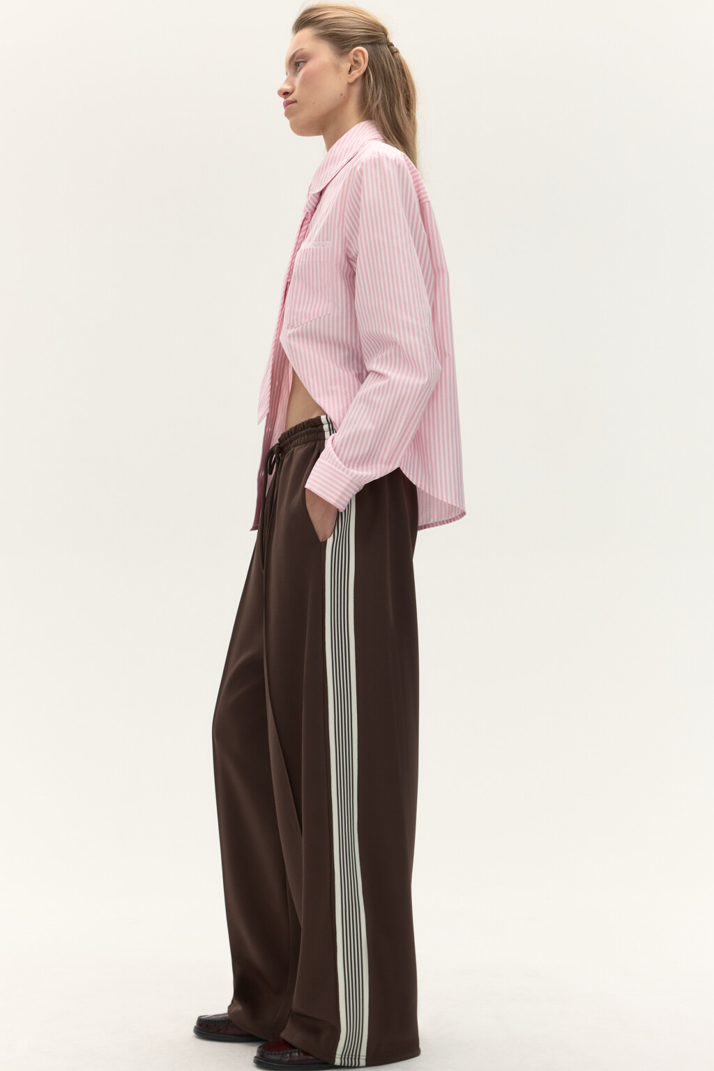 Брюки широкие с лампасами - цвет коричневый - 1