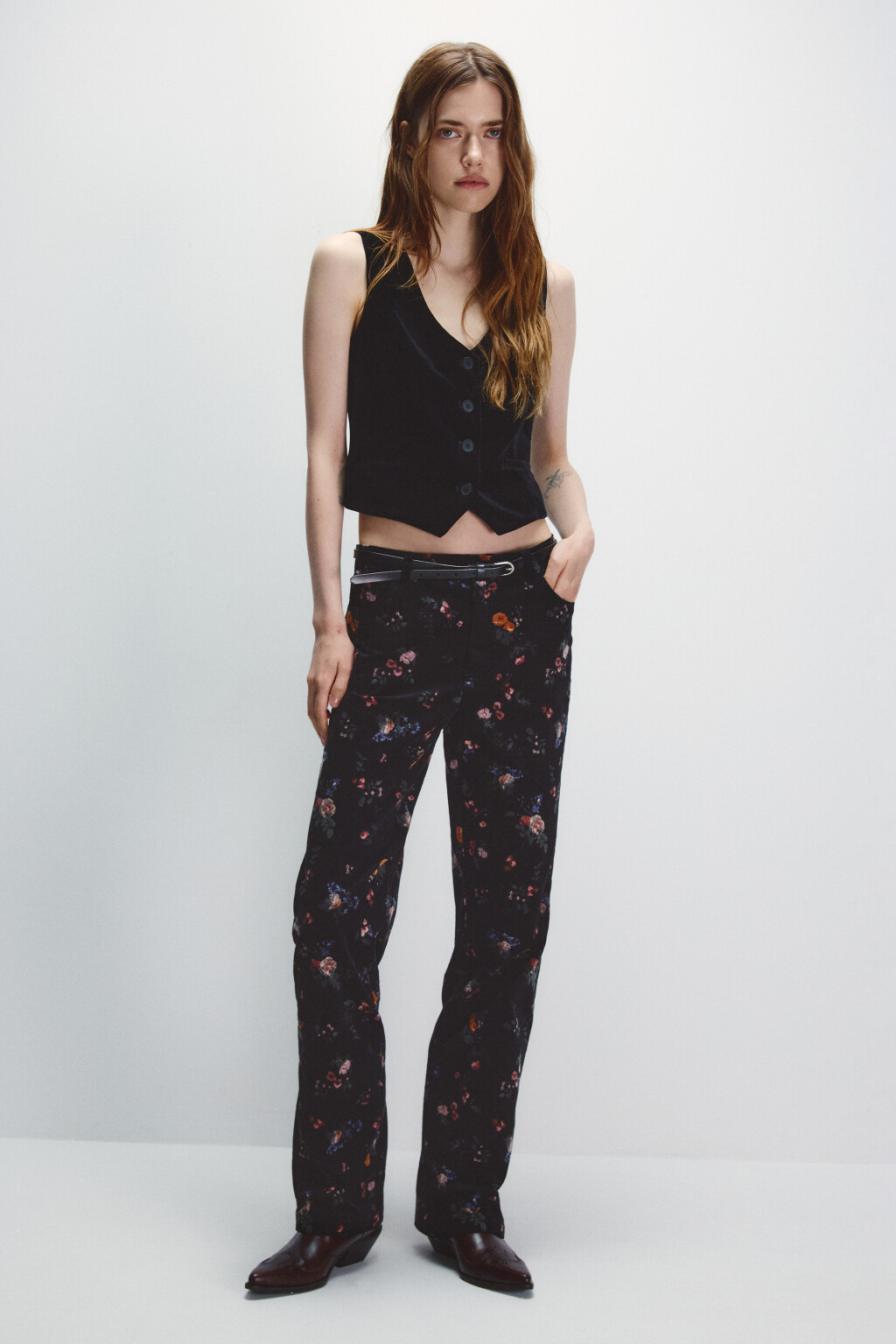 Брюки бархатные с цветочным принтом - цвет мультиколор - 5