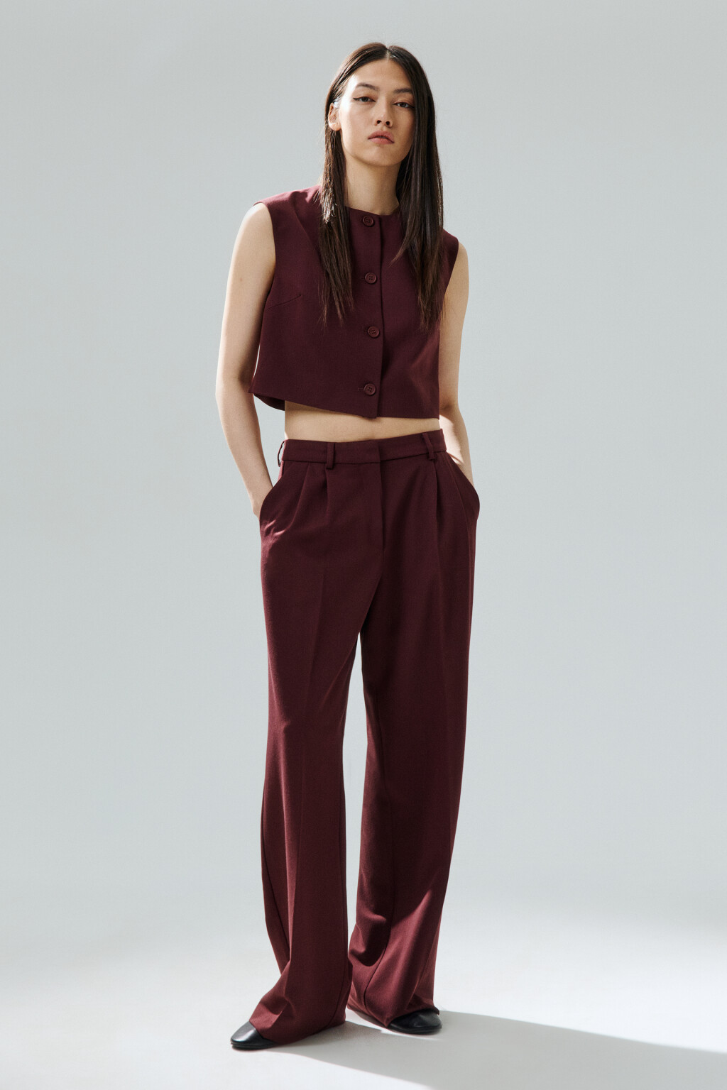 Брюки костюмные с низкой посадкой - цвет бордовый - 4