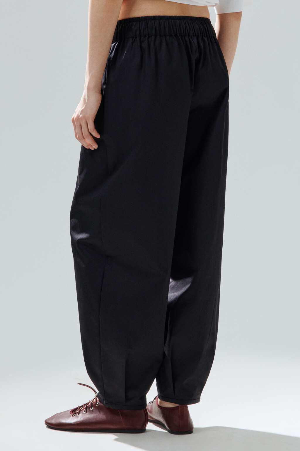 Брюки barrel fit из хлопка - цвет черный - 3