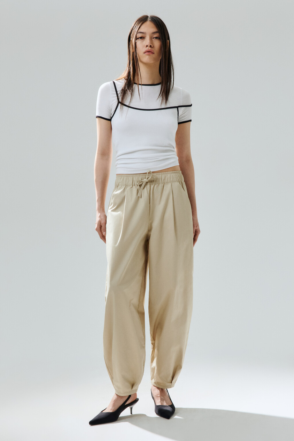 Брюки barrel fit из хлопка - цвет молочный - 4