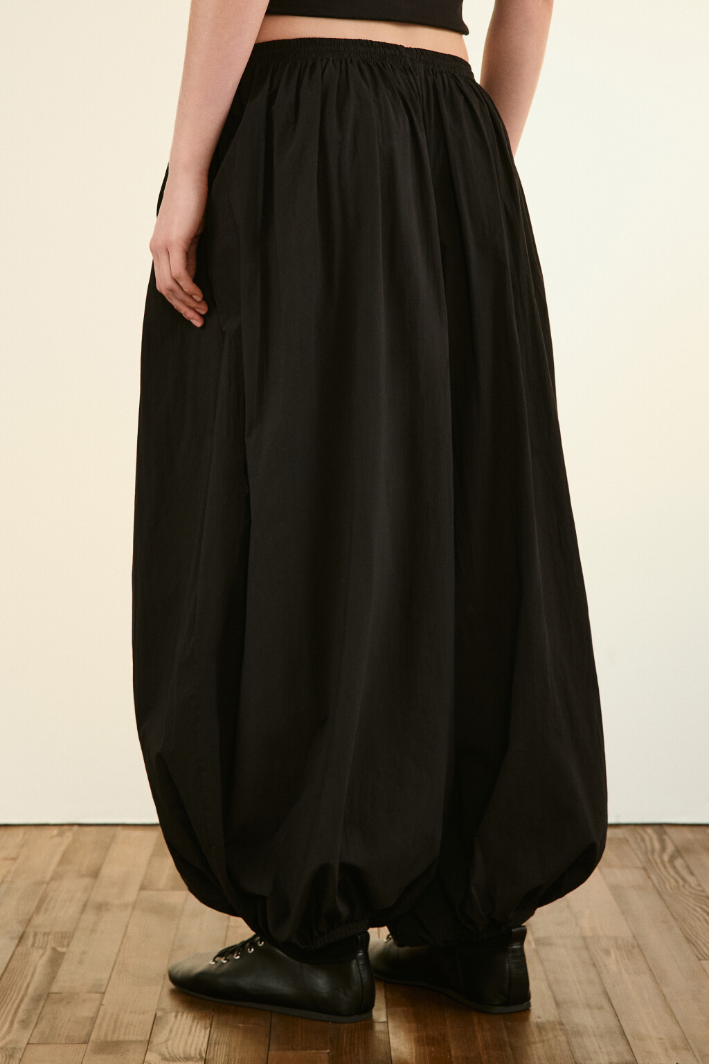 Брюки-аладдины широкие из хлопка - цвет черный - 4