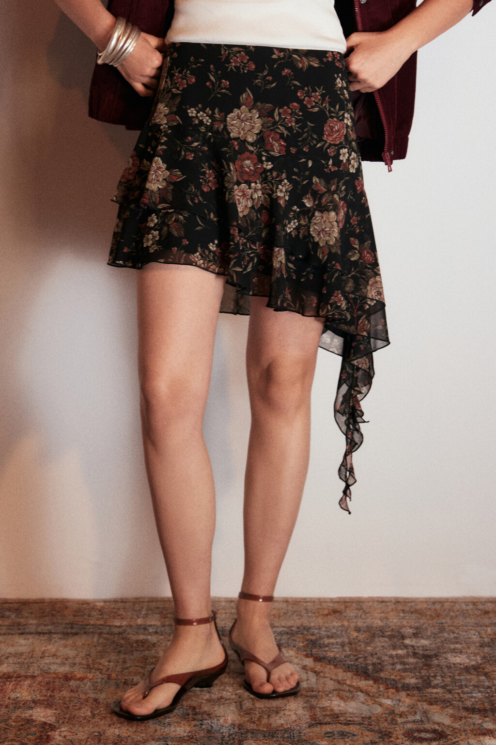 Юбка мини асимметричная с принтом - цвет черный - 3