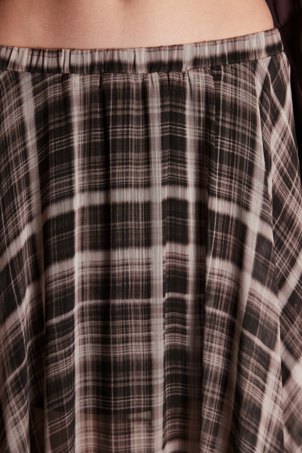 Юбка миди асимметричная в клетку - цвет коричневый - 6