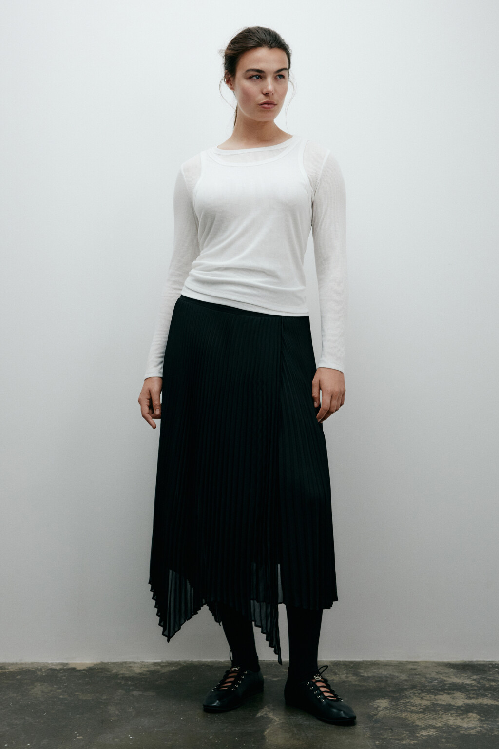 Юбка миди асимметричная с запахом - цвет черный - 5