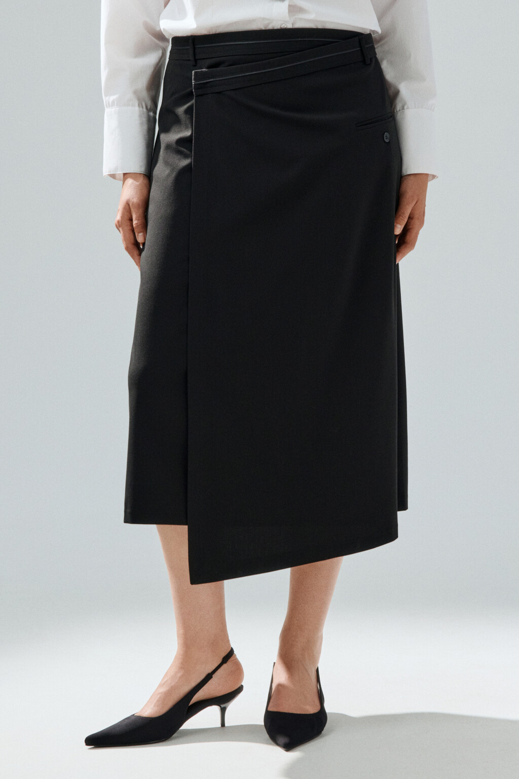 Юбка миди костюмная на запах - цвет черный - 2