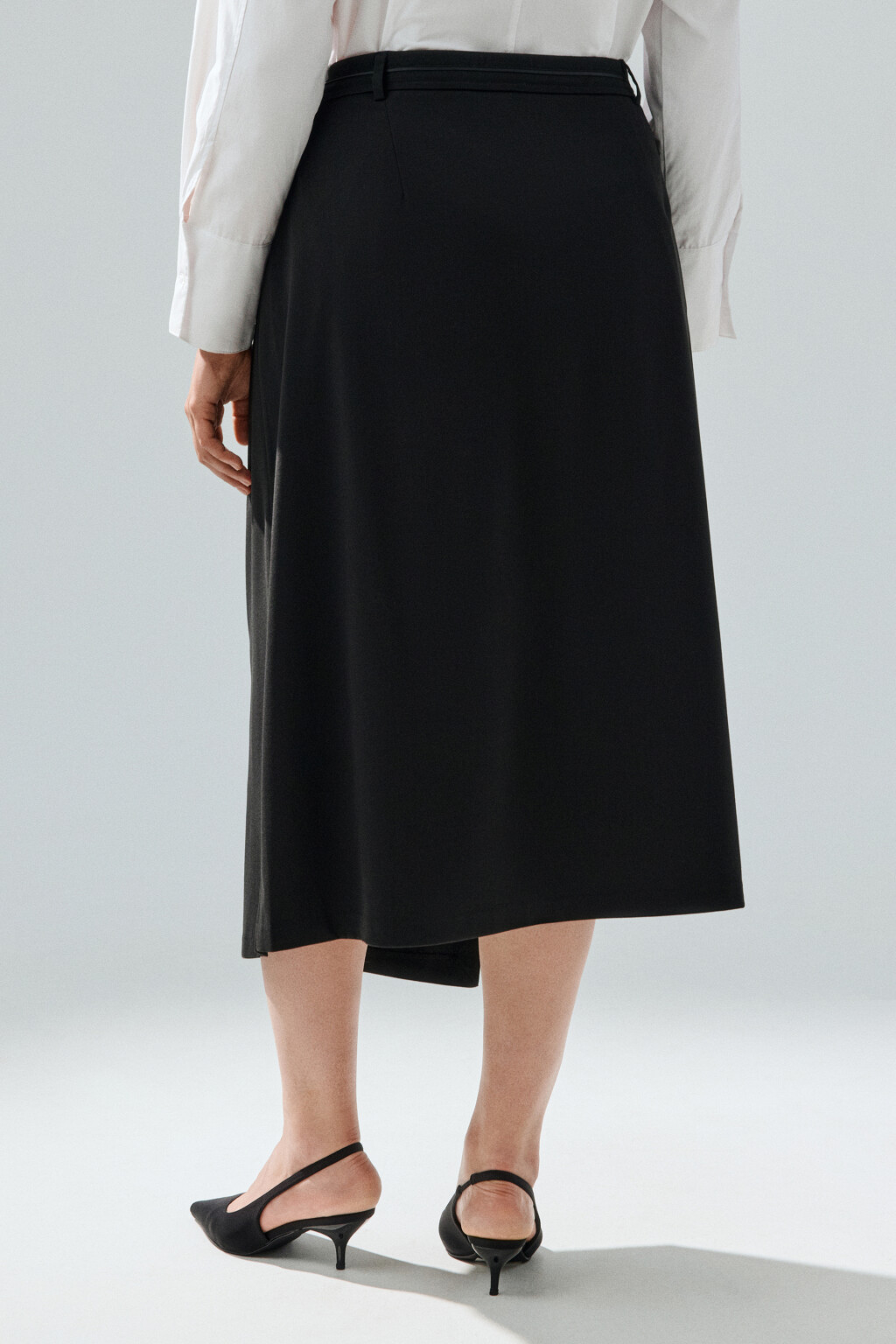 Юбка миди костюмная на запах - цвет черный - 3