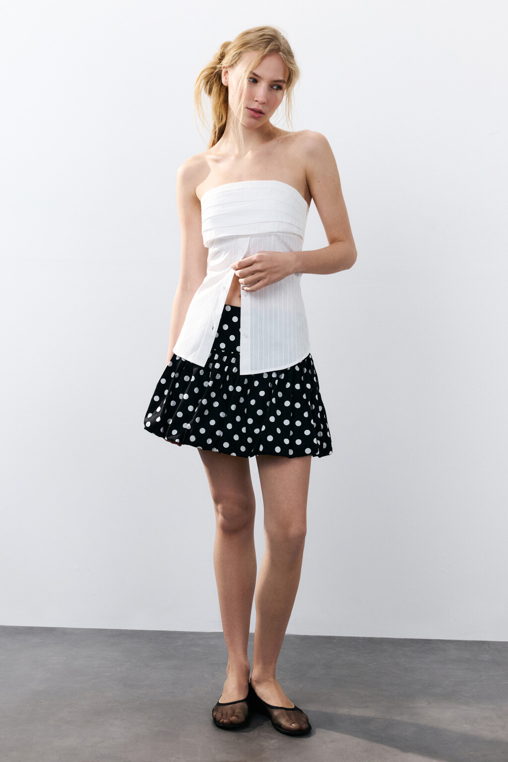 Юбка-шорты пышная в крупный горох - цвет белый - 5