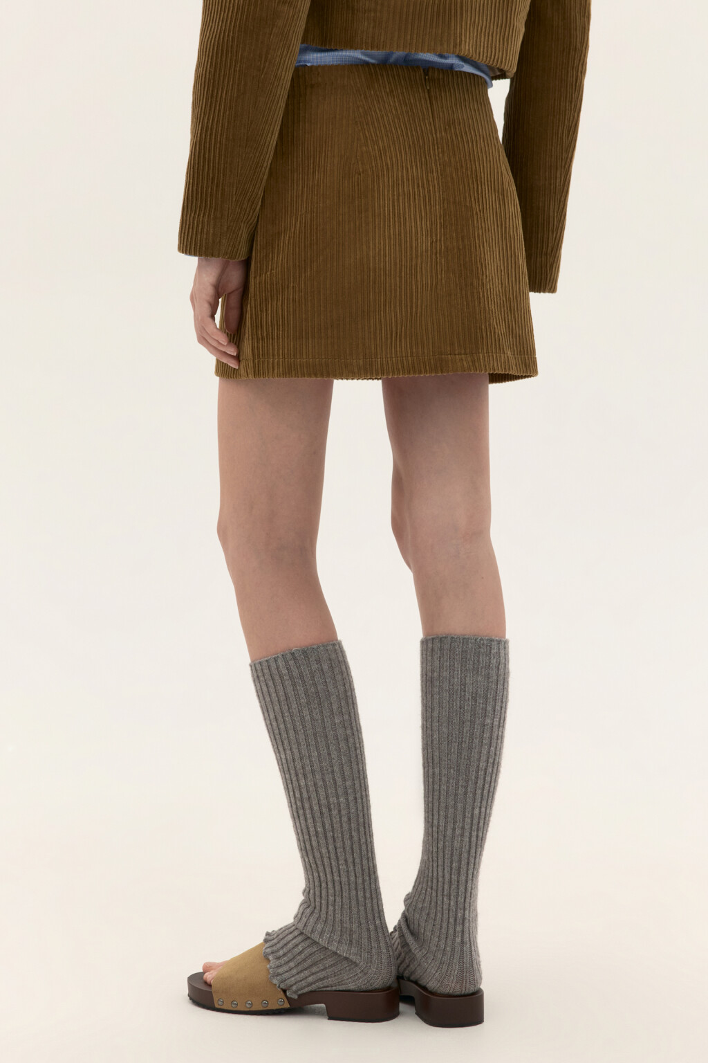 Юбка-трапеция мини вельветовая - цвет зеленый - 4