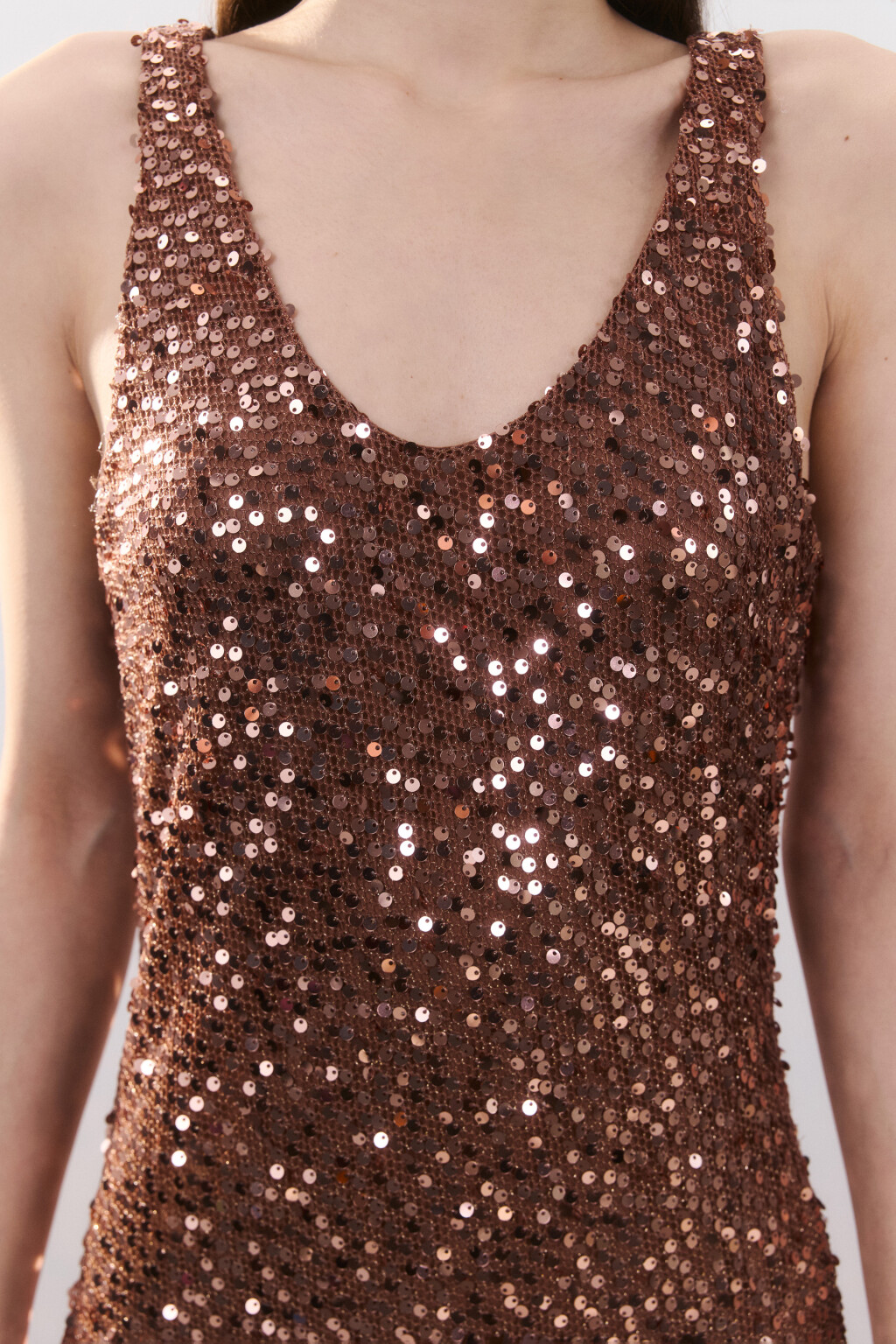 Платье-майка макси с пайетками - цвет бежевый - 7