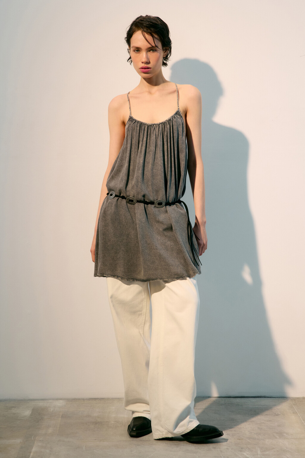 Платье-сарафан вискозное со стиркой - цвет серый - 6