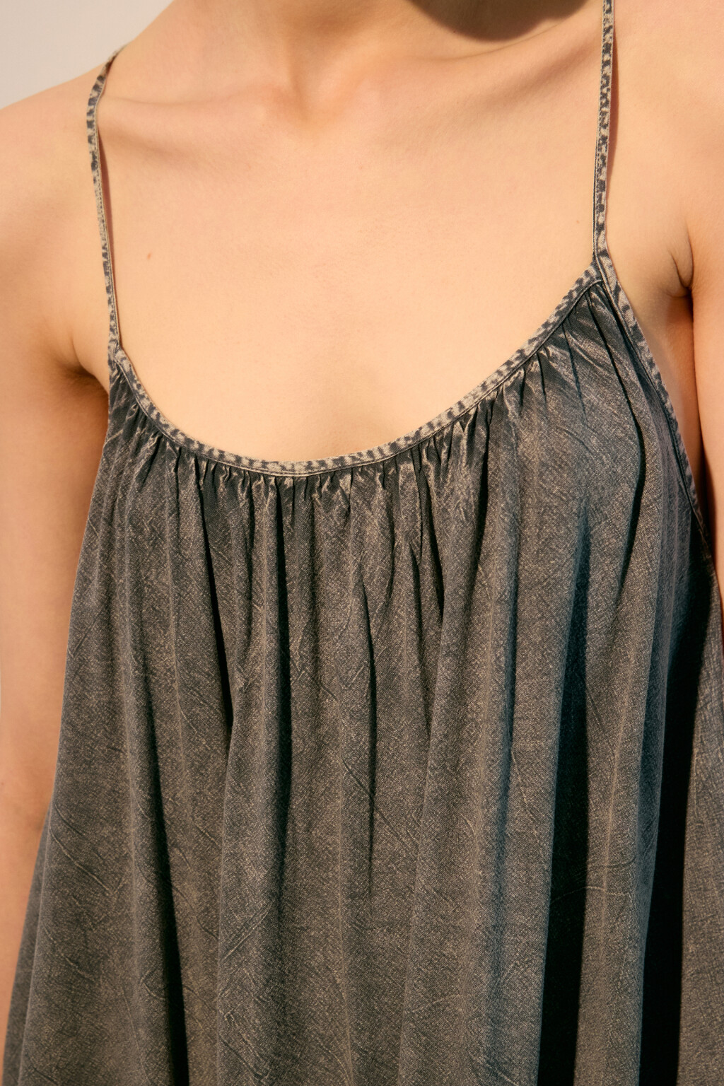 Платье-сарафан вискозное со стиркой - цвет серый - 7