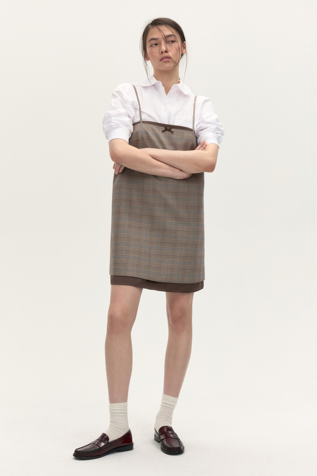 Платье-сарафан костюмное на бретельках - цвет бежевый - 4