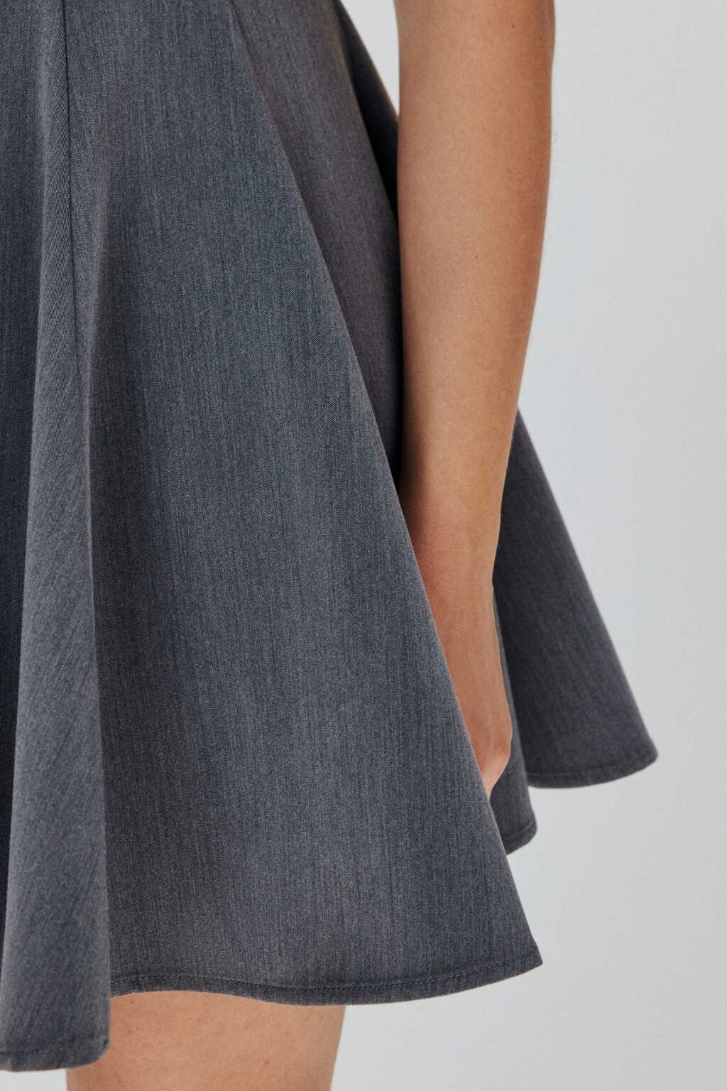 Платье мини с пышной юбкой - цвет серый - 7