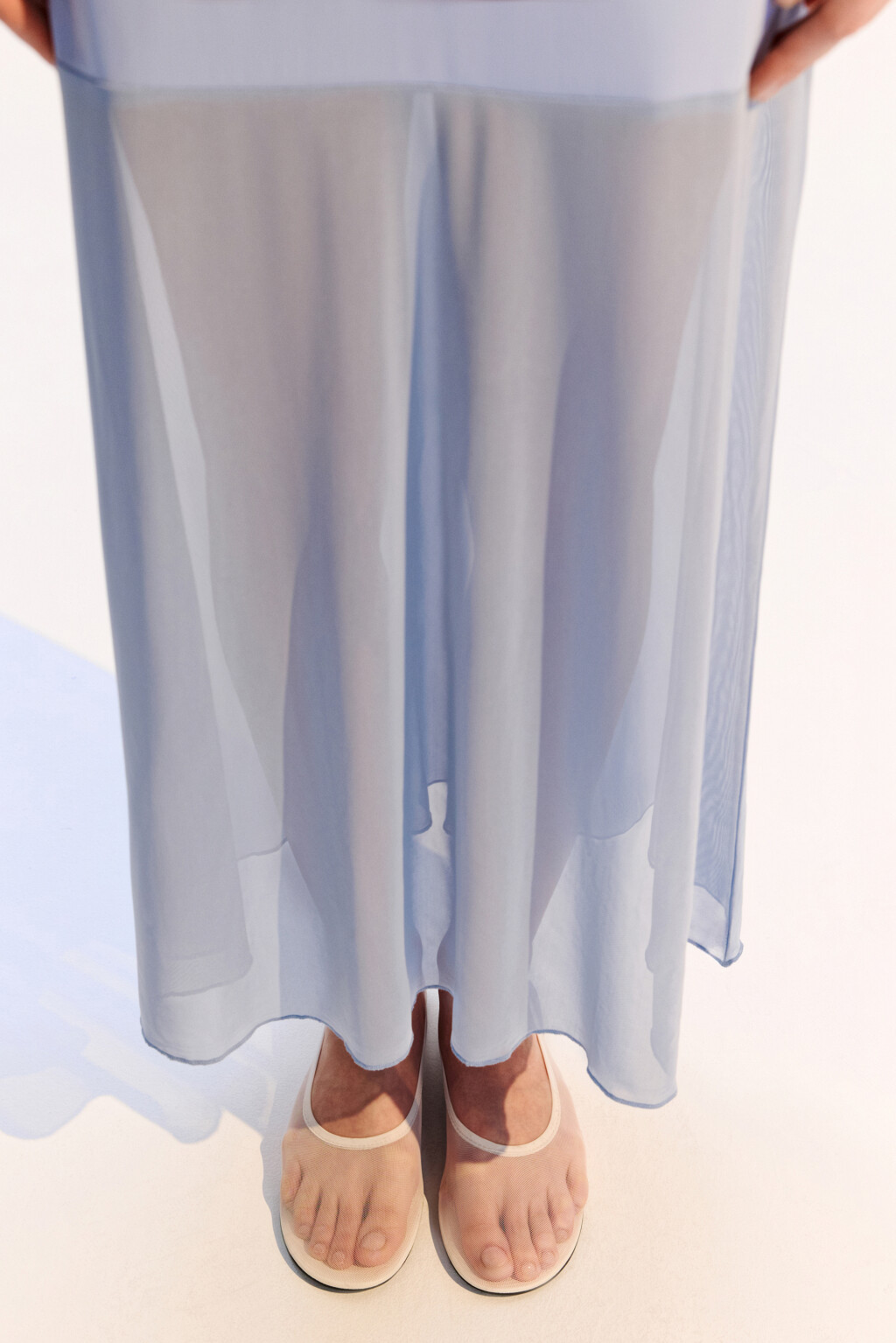 Платье-комбинация макси трикотажное - цвет голубой - 6